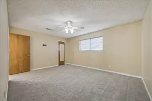 14907 Aspen Hills Dr, Houston, TX 77062 - Photo 16