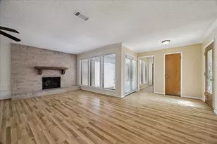 14907 Aspen Hills Dr, Houston, TX 77062 - Photo 14