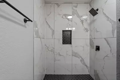 105 N Woodsway Street E, Conroe, TX 77301 - Photo 30