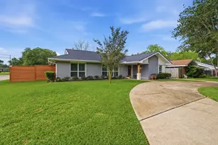 4801 Willowbend Blvd, Houston, TX 77035 - Photo 1