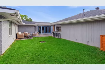 4801 Willowbend Boulevard, Houston, TX 77035 - Photo 32