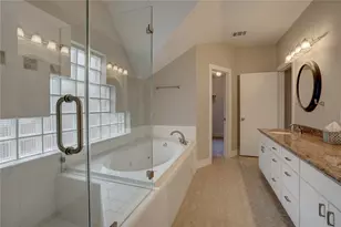 5911 Petty St, Houston, TX 77007 - Photo 22