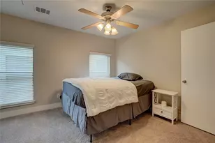 5911 Petty St, Houston, TX 77007 - Photo 30