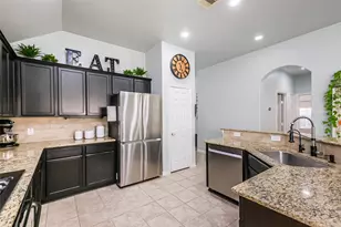 2019 Knoll Oak Ln, Richmond, TX 77469 - Photo 8