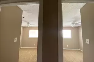 1519 S 8th St, La Porte, TX 77571 - Photo 10