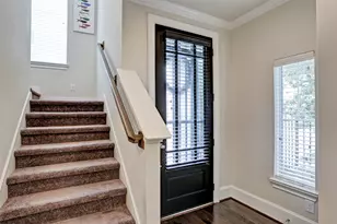 2406 Beall St, Houston, TX 77008 - Photo 4