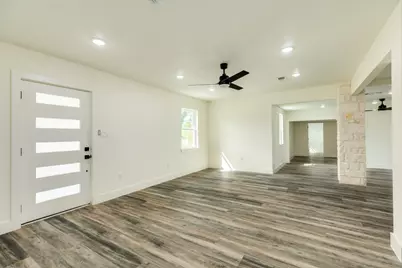 1200 Gifford Lane, Angleton, TX 77515 - Photo 10