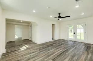 1200 Gifford Ln, Angleton, TX 77515 - Photo 16