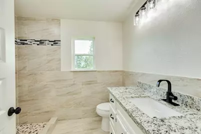 1200 Gifford Lane, Angleton, TX 77515 - Photo 24