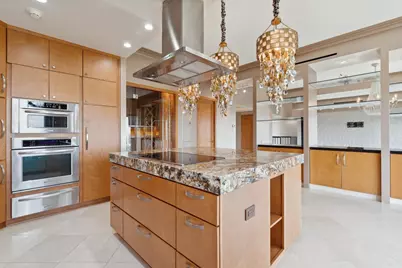 2001 Holcombe Boulevard #PH4, Houston, TX 77030 - Photo 6