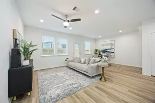 7718 Inwood Grv Ln, Houston, TX 77088 - Photo 6