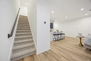 7718 Inwood Grv Ln, Houston, TX 77088 - Photo 18