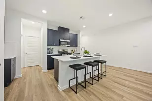 7718 Inwood Grv Ln, Houston, TX 77088 - Photo 16