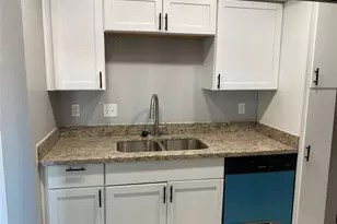 8431 Hearth Dr, Houston, TX 77054 - Photo 4