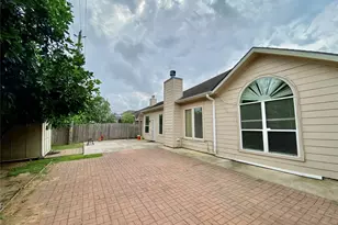 10323 Stanbrook Dr, Houston, TX 77089 - Photo 26