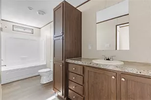 548 Ashlawn Dr, Conroe, TX 77303 - Photo 24