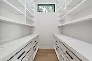 1014 Gardenia Dr, Houston, TX 77018 - Photo 12