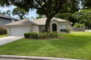 18389 Ten Oaks Ct, Porter, TX 77365 - Photo 2