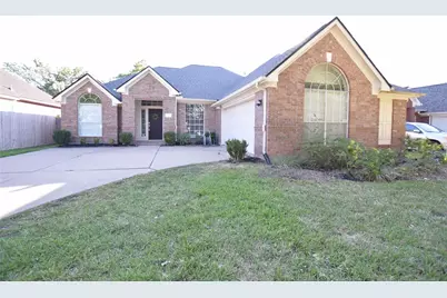 4602 Summer Lakes, Sugar Land, TX 77479 - Photo 1
