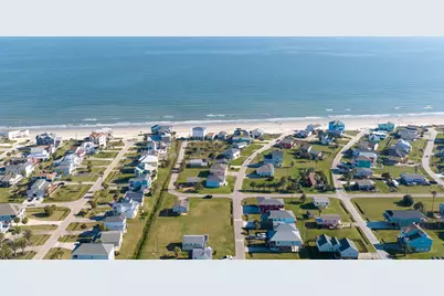 4211 Surf Drive, Galveston, TX 77554 - Photo 38