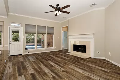 6 Thornbush Place, The Woodlands, TX 77381 - Photo 12