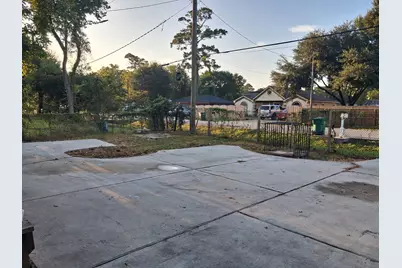 8029 Woodlyn Road, Houston, TX 77028 - Photo 8