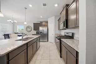 711 Davy St, Brenham, TX 77833 - Photo 12