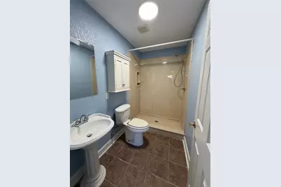 6421 S Ridgecrest Drive, Hitchcock, TX 77563 - Photo 10