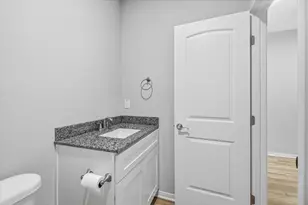 609 Canal St, Anahuac, TX 77514 - Photo 26
