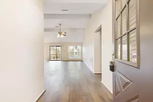 108 N Deerfoot Cir, The Woodlands, TX 77380 - Photo 4