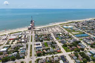 2520 Ave P 1/2, Galveston, TX 77550 - Photo 40