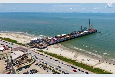 2520 Avenue P 1/2, Galveston, TX 77550 - Photo 44