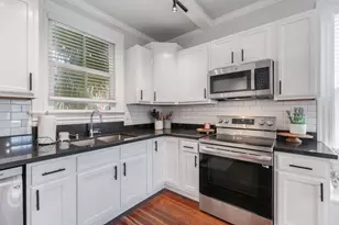 2520 Ave P 1/2, Galveston, TX 77550 - Photo 16