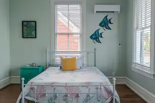 2520 Ave P 1/2, Galveston, TX 77550 - Photo 32
