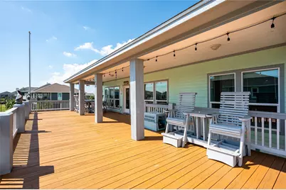 4414 Whaler Lane, Crystal Beach, TX 77650 - Photo 4
