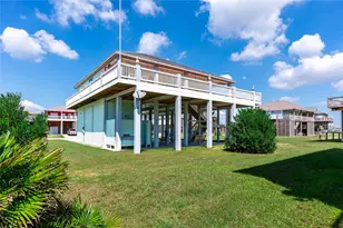 4414 Whaler Ln, Crystal Beach, TX 77650 - Photo 8