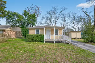 106 Longstreet Rd, Willis, TX 77378 - Photo 2