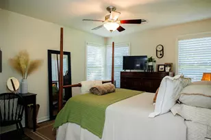 1601 S Chappell Hill St, Brenham, TX 77833 - Photo 18