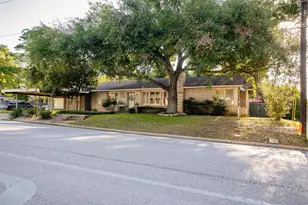 1601 S Chappell Hill St, Brenham, TX 77833 - Photo 20