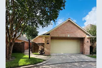 8027 Oakwood Garden Street, Houston, TX 77040 - Photo 1