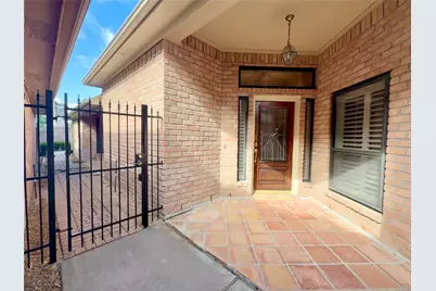 8027 Oakwood Garden Street, Houston, TX 77040 - Photo 4