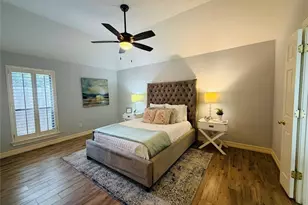8027 Oakwood Garden St, Houston, TX 77040 - Photo 18