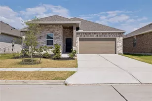 8434 Tranquil Bay Ct, Baytown, TX 77523 - Photo 2