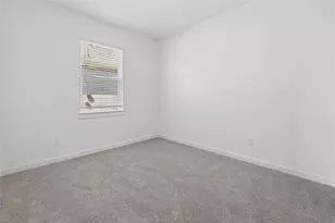 8434 Tranquil Bay Ct, Baytown, TX 77523 - Photo 6