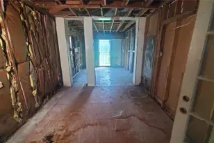 4821 Burma Rd, Houston, TX 77033 - Photo 20