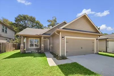 260 Shoreview Drive, Conroe, TX 77303 - Photo 1