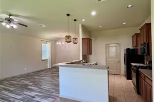 10610 Pine Meadows Blvd, Baytown, TX 77523 - Photo 4