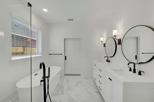 12111 Upper Mdws Ave, Mont Belvieu, TX 77535 - Photo 20