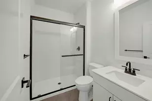 12111 Upper Mdws Ave, Mont Belvieu, TX 77535 - Photo 16