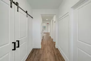 12111 Upper Mdws Ave, Mont Belvieu, TX 77535 - Photo 6